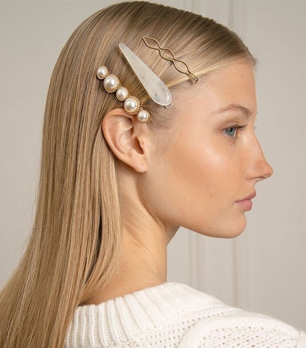 Прическа на Новый год 2022: цвет, форма - лучшие идеи с фото