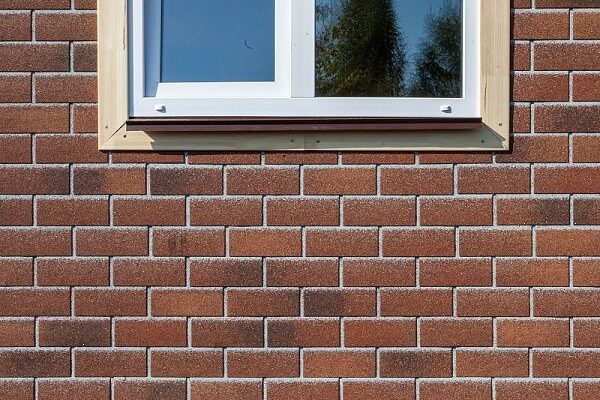 Где купить фасадную плитку под кирпич в СПб?