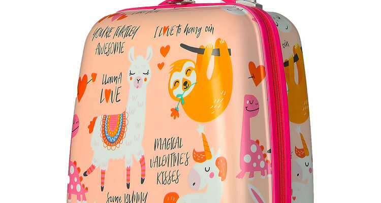 Детский чемодан: идеальный спутник для маленьких путешественников