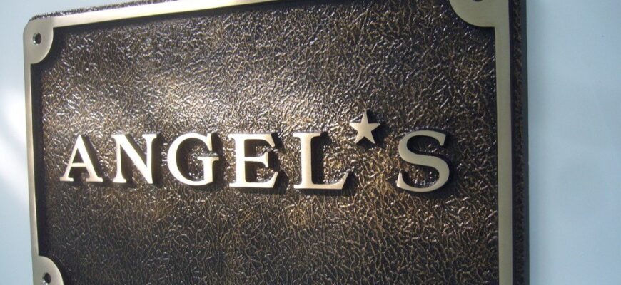 Рельефные таблички из металла в Санкт-Петербурге