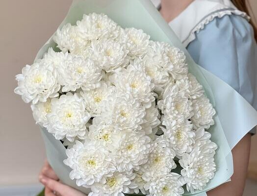 Почему стоит заказывать цветы в Юрге с доставкой?