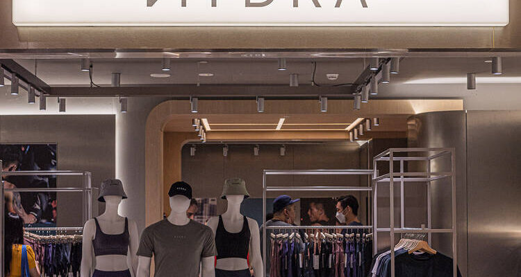 Онлайн-магазин kydra-store: стильная одежда для активного образа жизни