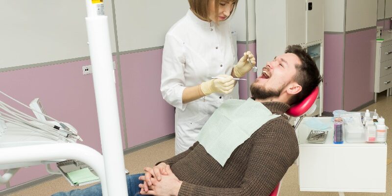 Стоматологическое оборудование в Уфе: основные виды