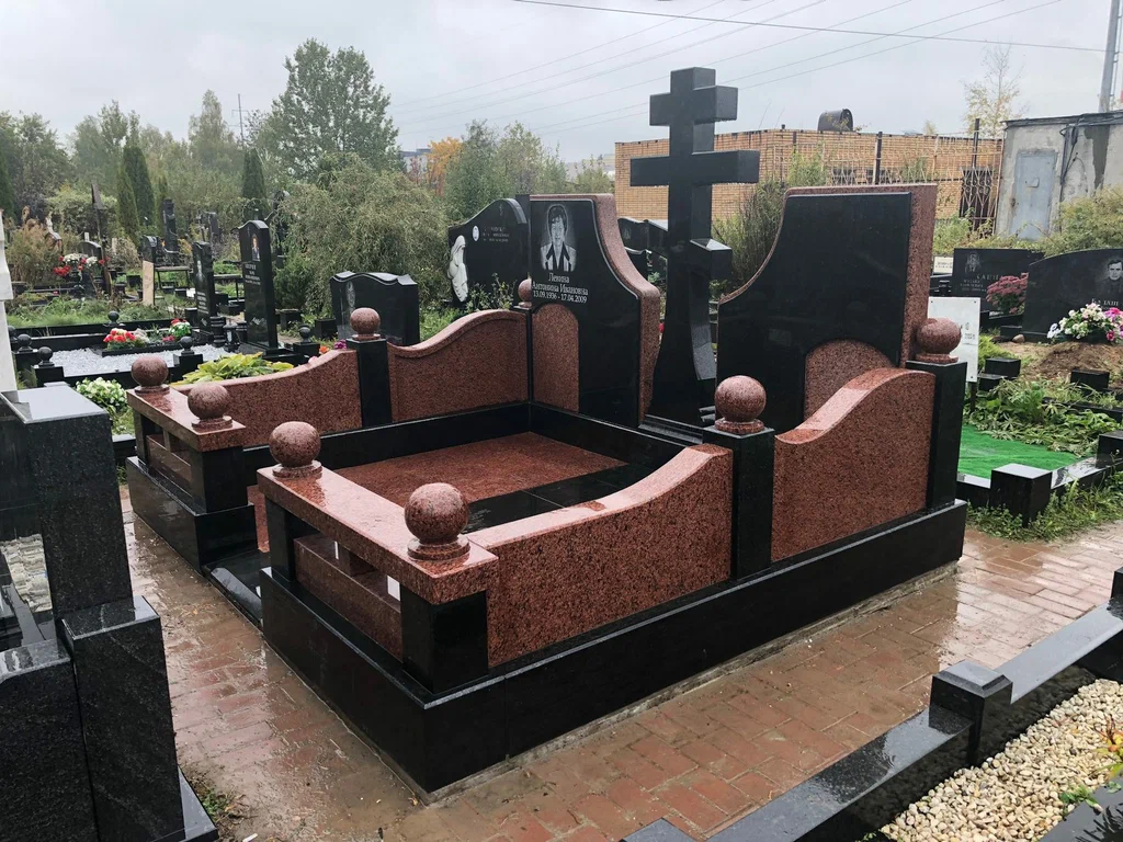 Гранитная мастерская Гранит Стандарт создание памятников на могилу с высоким качеством